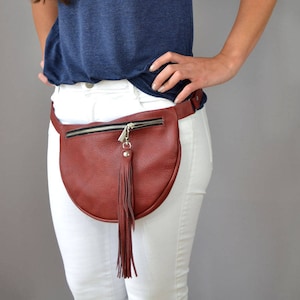 Bum Bag For Travelling Full Grain Leather Fanny Pack - Leather sling bag - Hip bag, leather belt bag,