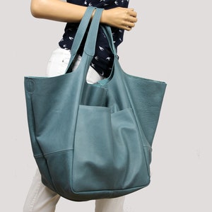 Overnight leather weekender, Oversize  leather bag, Blue oversized shoulder bag, Extra large Leather bag, Large leather tote