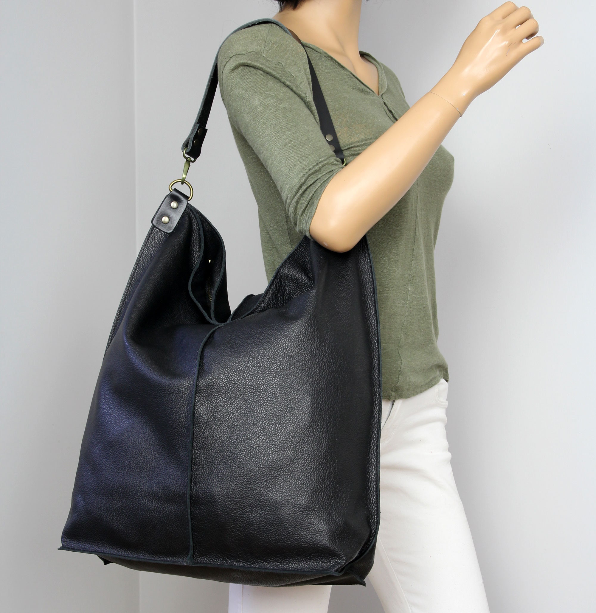 【韓国 TREEMINGBIRD】Zipper Finishing Leather Hobo Bag SHOP - BAG - TREEMINGBIRD