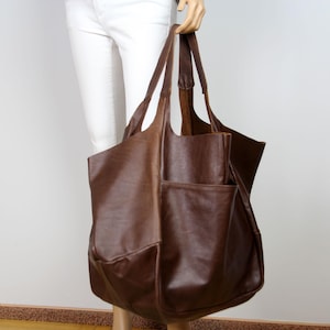 BROWN oversized shoulder bag, Extra large Leather bag, Large leather tote, Overnight leather weekender, DARK BROWN Oversize  leather bag