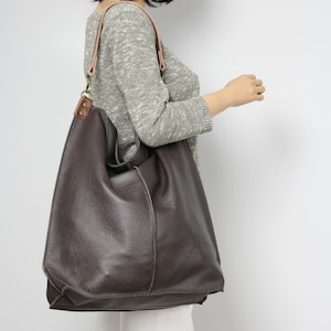 Dark Brown Leather Hobo Bag With Zipper Everyday shoulder bag limited edition image 8