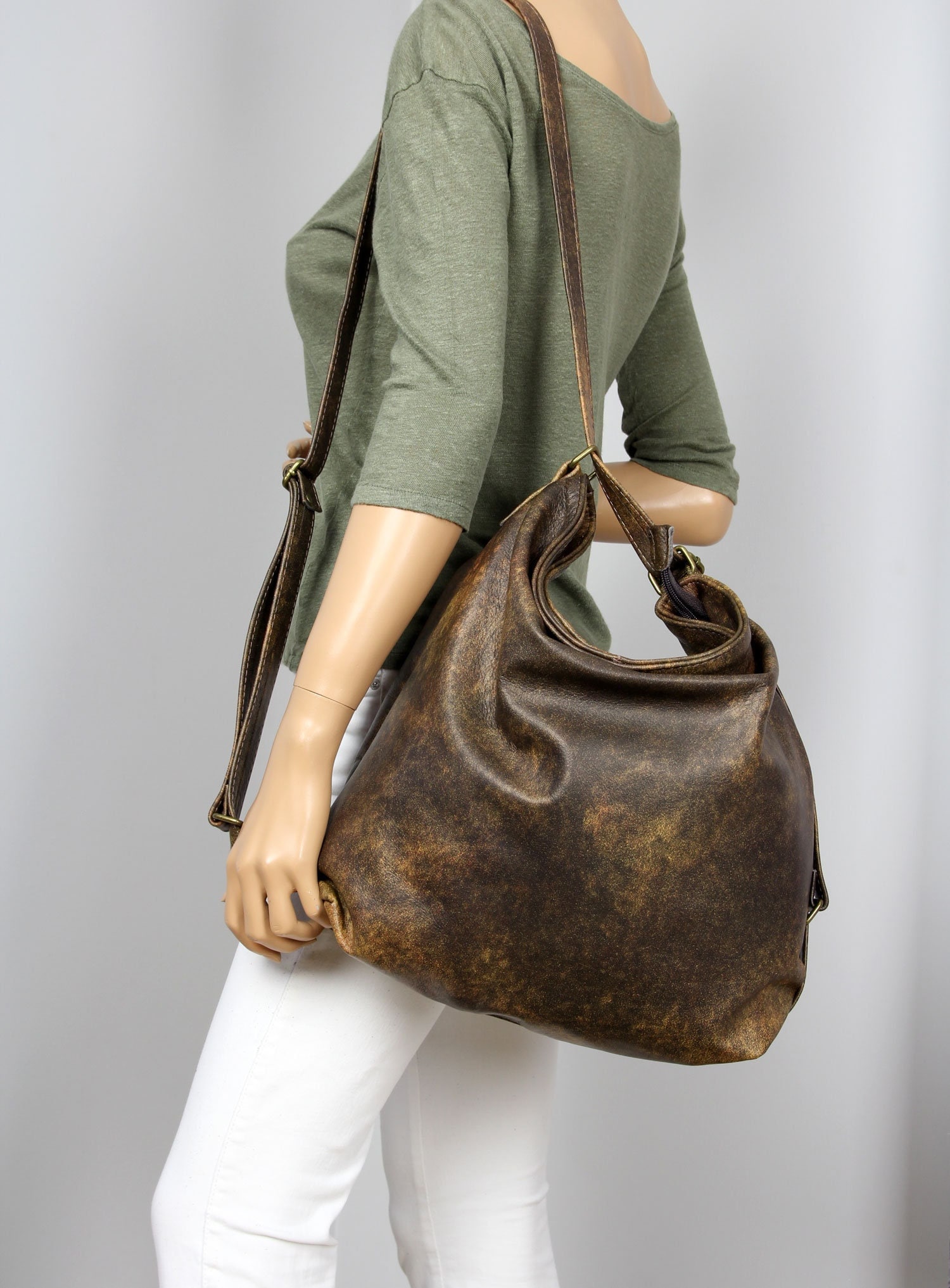 Convertible Brown Leather Backpack: 3-in-1 Crossbody Hobo 