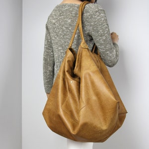 Camel Brown  Soft Lightweight Leather bag Limited Edition  New style of handbags 2022 Big Tote bag Big Camel Leather bag