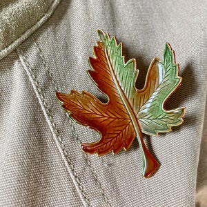 Vintage Fall Leaf Pin, Fall Jewelry, Leaf Jewelry, Leaf Brooch, Vintage Jewelry
