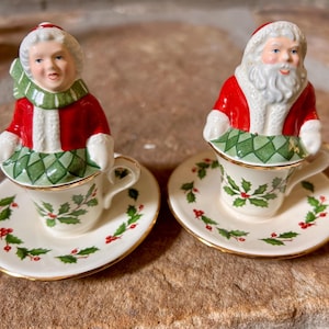 Vintage Lenox Santa Clause and Mrs. Clause Salt and Pepper Shakers, Ceramic, 1970s, Vintage Christmas