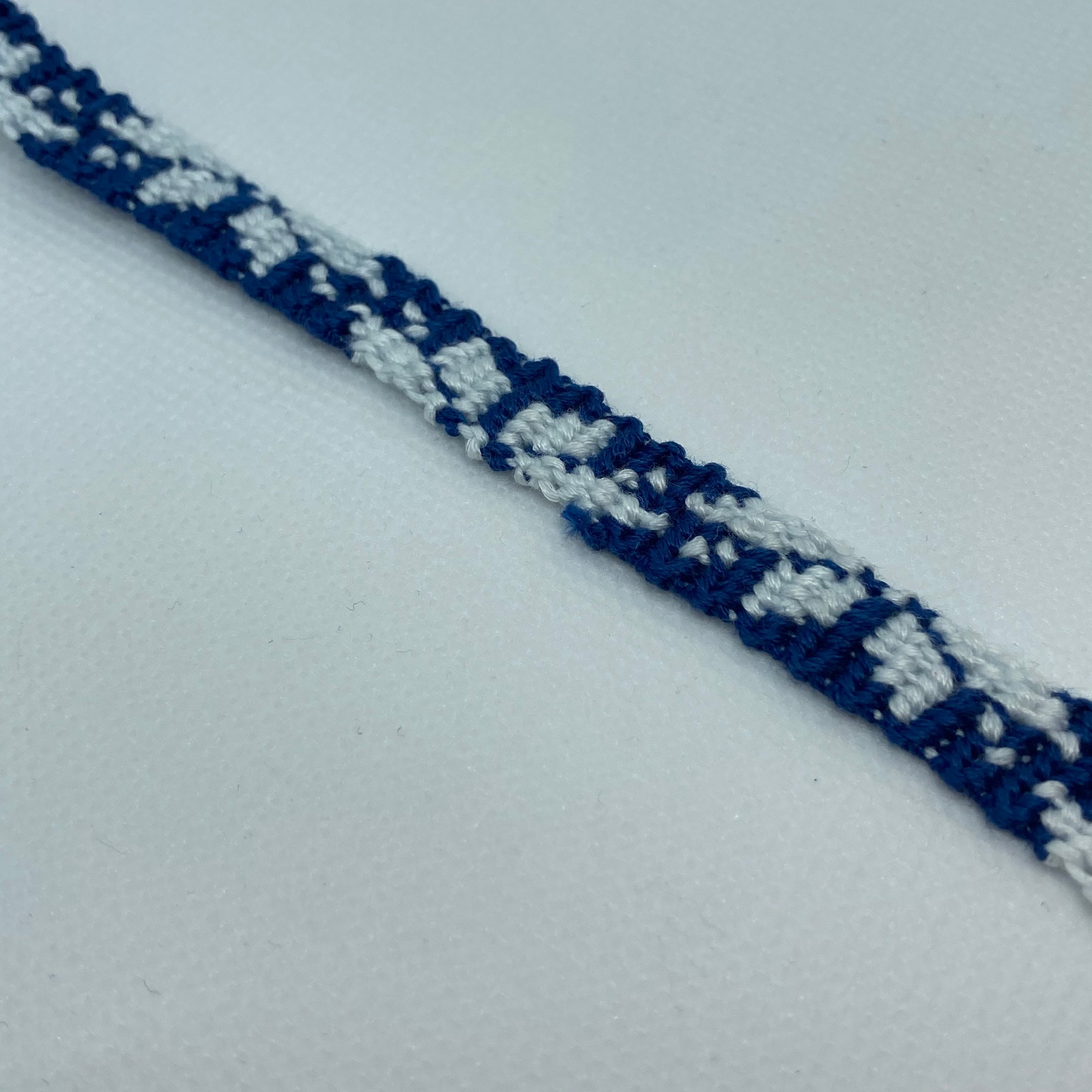 Blue and white poinsettia flower friendship bracelet | Etsy