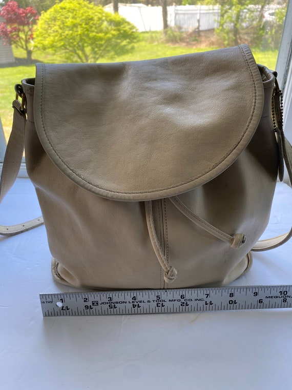 Vintage 1960’s Coach cream color drawstring flap l