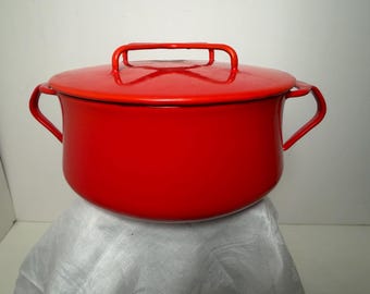 Vintage Dansk 2 qt red enamel casserole mcm designed & made in Denmark by Jen’s Quistgaard