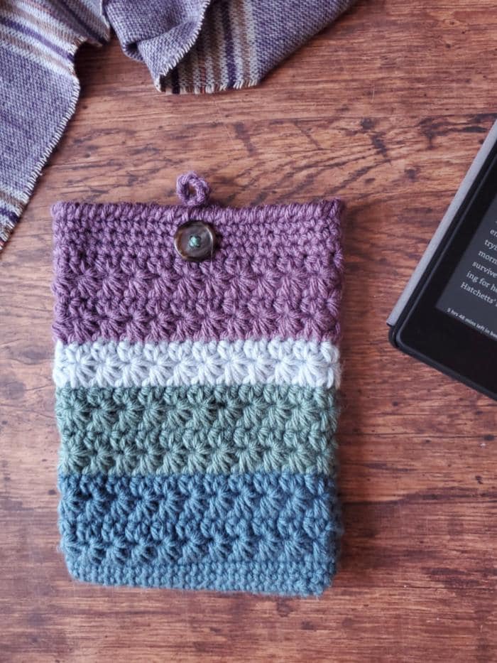40 Book Sleeve Crochet Patterns for Stylish, Protective Handmade Reading Accessories 31 Stargazer Kindle Cover Crochet Pattern Kindle Sleeve Book
