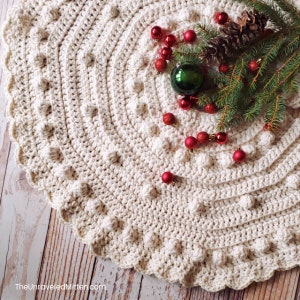 Chunky Bobble Christmas Tree Skirt Crochet Pattern | Let it Snow Tree Skirt | Easy Crochet Pattern | Holiday Decor