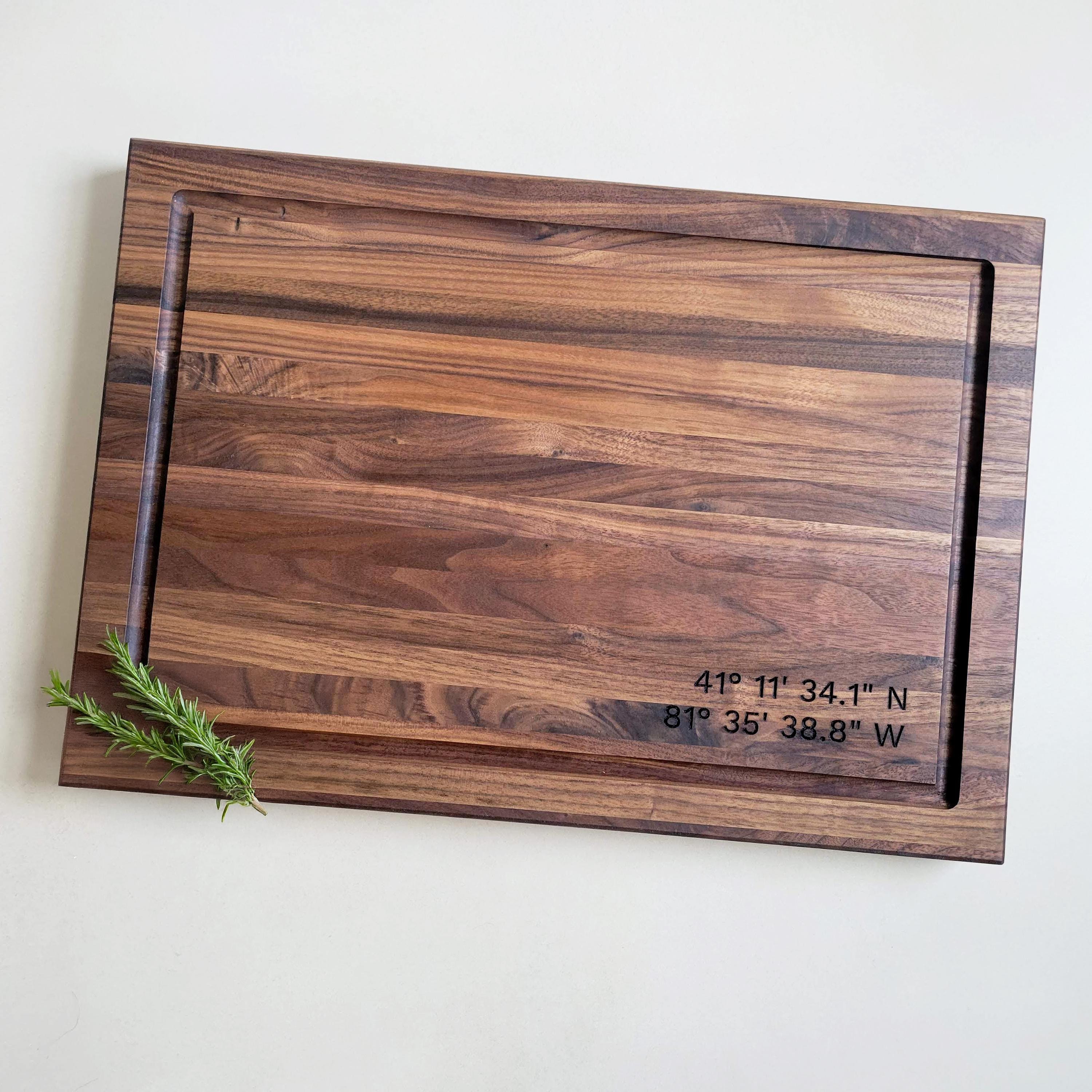 Personalized Edge Grain Cutting Board / Black Walnut / Charcuterie