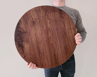 Charcuterie Board / Black Walnut / Round