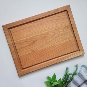 Cutting Board / Cherry / Charcuterie / Juice Groove