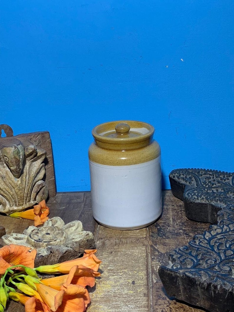 Ceramic Pickle Jars/ Traditional Indian Achaar Matki/ Pickle Barni