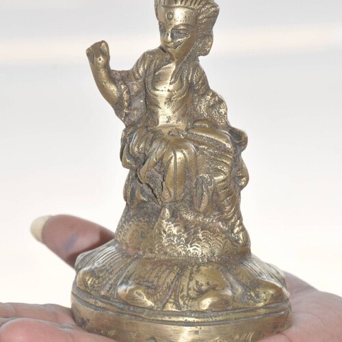 Vintage Brass shops Handcarfted Lady Figurine Engraved Solid Candle Stand/Antique and rare candle holder/Indian brass antiques/Hand casted stand.