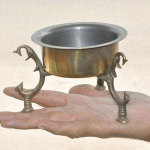 Old brass handcrafted unique shape bowl with legs , rich patina/ vintage brass bowls/ vintage brass kitchenware/ brass crockery