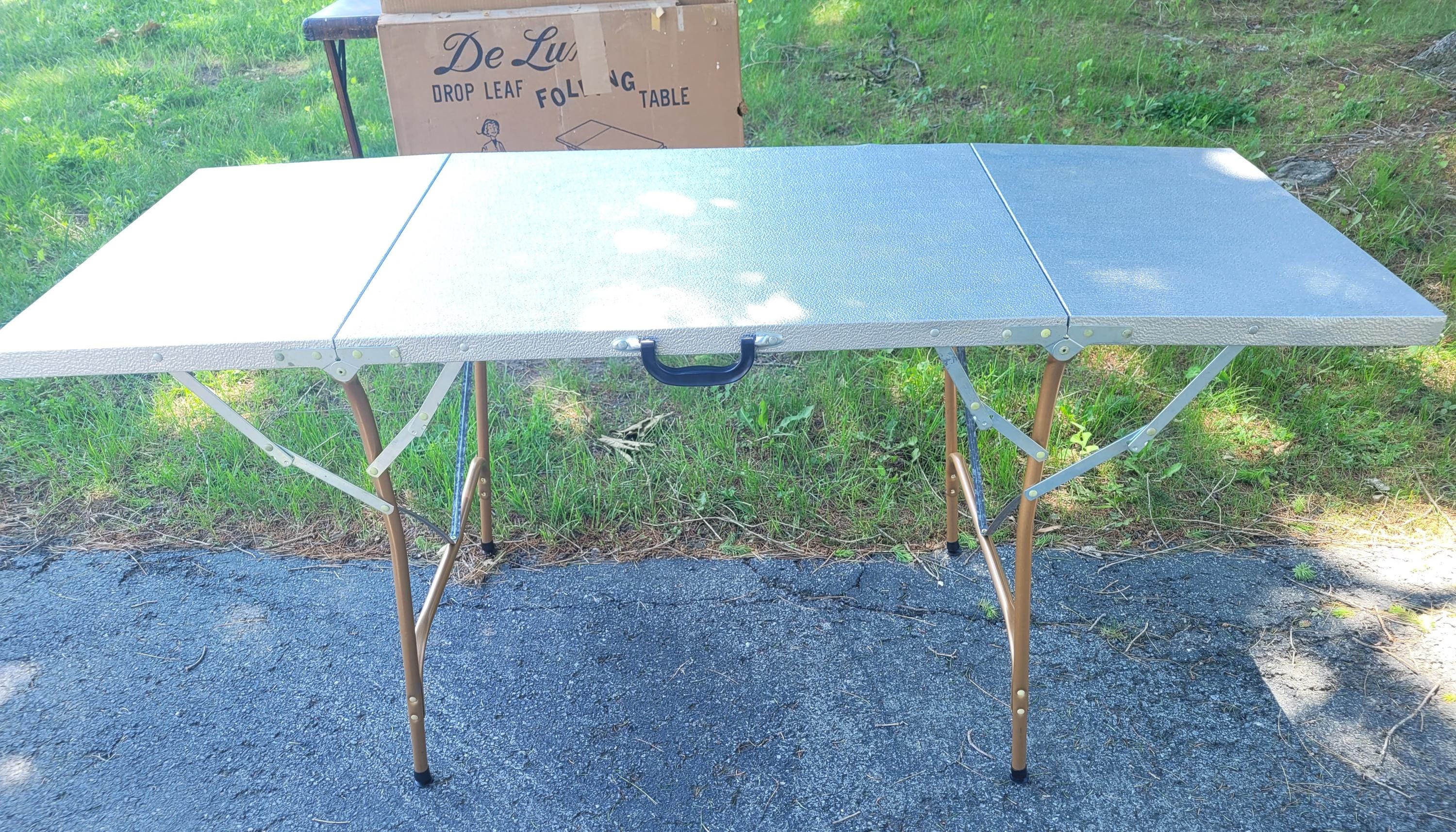 60's Vintage Wallace De Luxe Tri Fold Portable Drop Leaf Handled