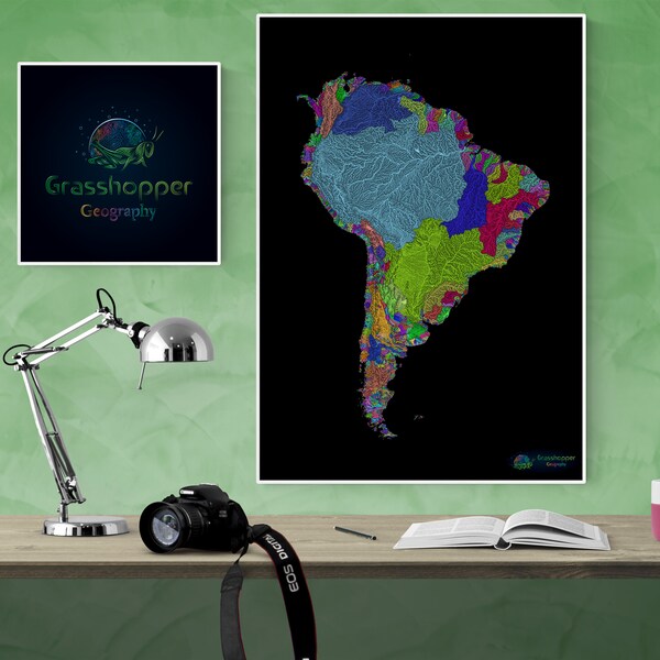 Flussbecken von Südamerika in Regenbogenfarben (hochauflösende Digitaldruck) Karte Drucken, Wandkunst, Poster-Karte, Wohnkultur, Wand-Dekor
