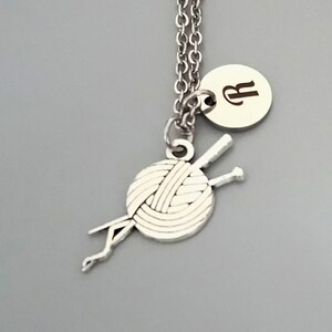 Personalized Yarn Grandmother Knitting Necklace, grandma gift, Mothers day Knitting Jewelry (P5)