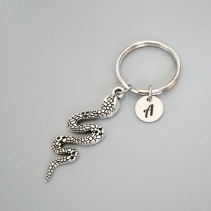 Personalized Snake key ring, snake lover gift for him, snake jewelry, silver snake small gifts (K27)