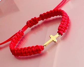 braccialetto in cordino rosso con croce dorata fatto a mano per neonati / bambini / donne / uomini