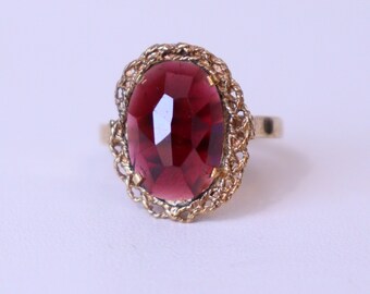 Vintage Faceted Garnet Ring 333 Yellow Gold