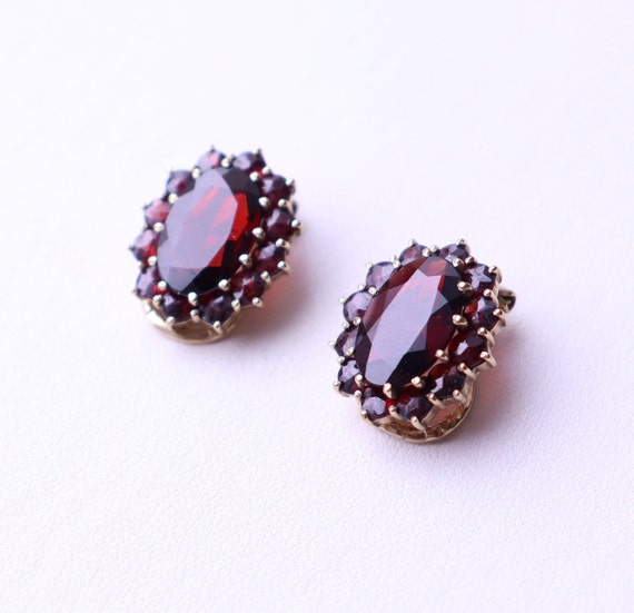 Vintage Faceted Garnet Set of Earrings and Pendan… - image 3