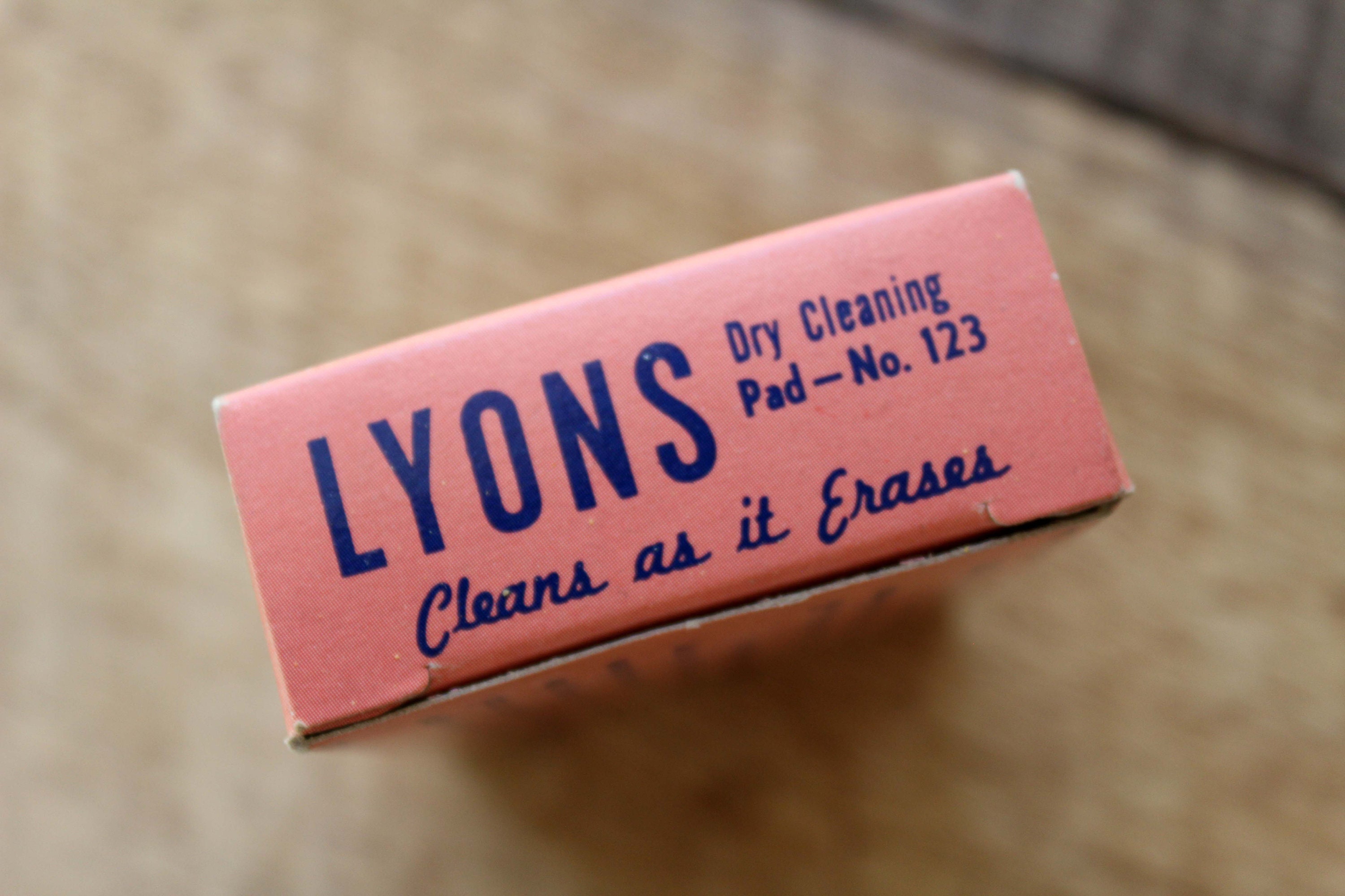 Vintage New NOS Lyons No Smear Dry Cleaning Pad, Drafting Dry Cleaning