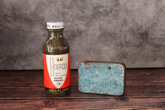 2 Vintage Ad Containers, Hoffco Liquid Shoe Dressing in Olive Green, and  Edgeworth Extra High Grade Plug Slice Tobacco Tin