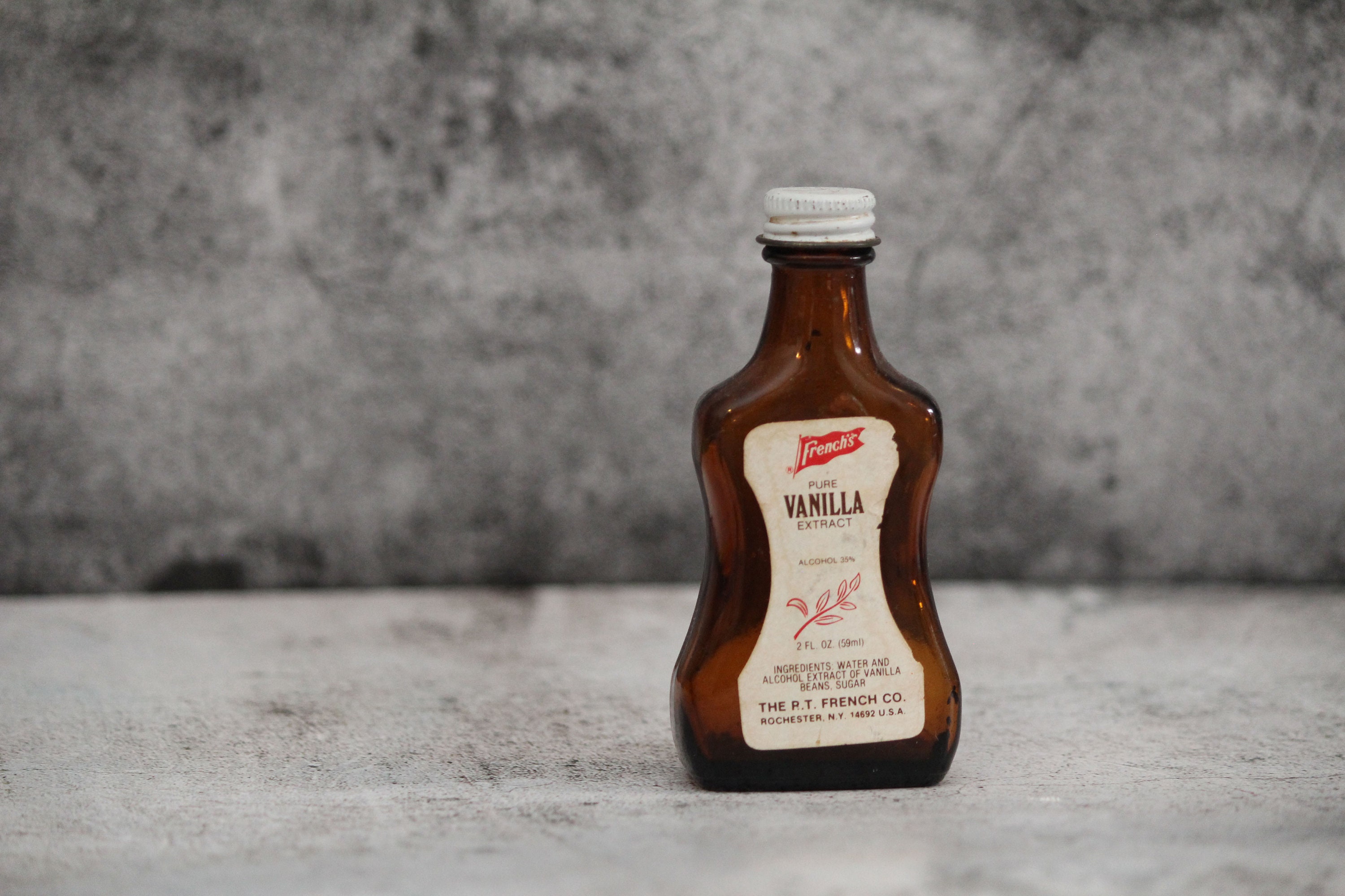 3 Vintage Kitchen Ad Containers, French's Pure Vanilla Extract Glass