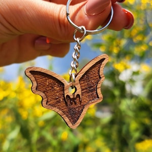 Bat Keychain, Bat Keyholder, Bat Keyring, Halloween Key Fob, Halloween Bat, Bat Accessories, Bat Gifts, Halloween Gifts, All Hallows Eve
