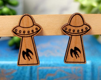 Mothman Alien Abduction Stud Earrings, UFO Gifts, UFO Earrings, Flying Saucer, Alien Gifts, Alien Earrings, Alien Abduction Cow
