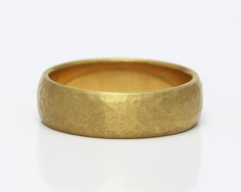 6mm 9ct Yellow Gold Hammered Wedding Ring, Court Profile