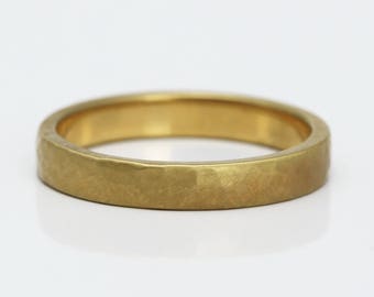 3mm 9ct Yellow Gold Hammered Flat Wedding Ring