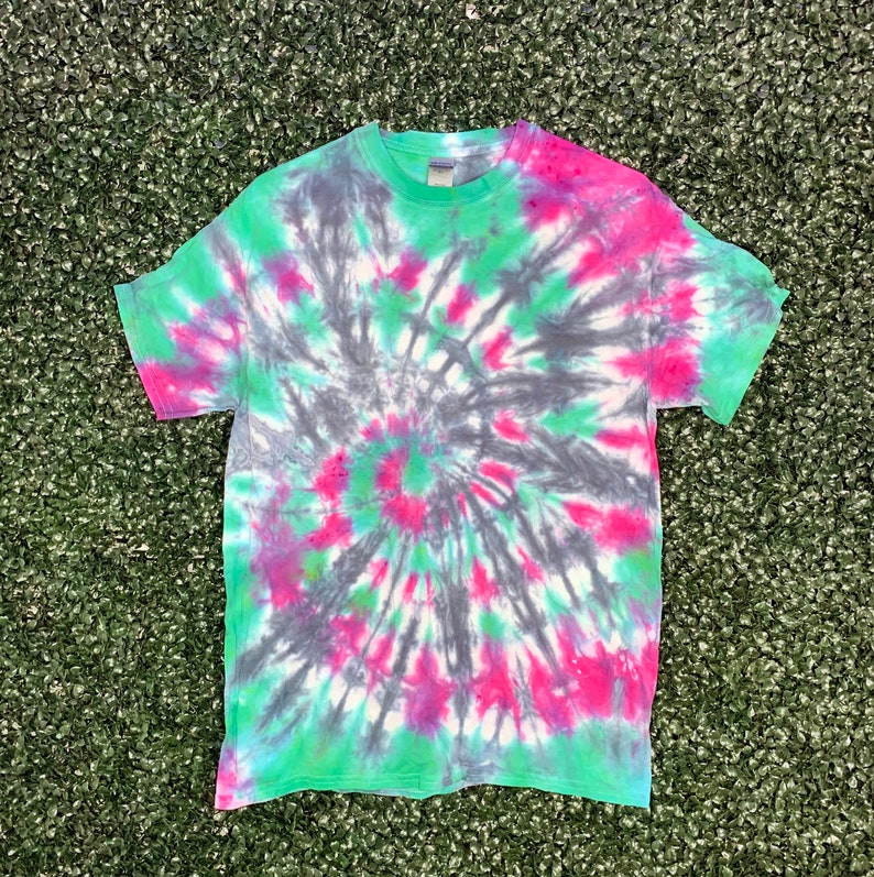 Custom Spider Tie Dye pink and Green Thing T Shirt - Etsy
