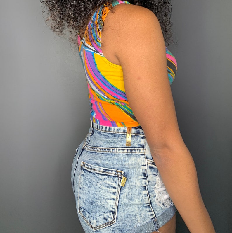 Highwaist Cheeky Shorts in Stretch Denim with 