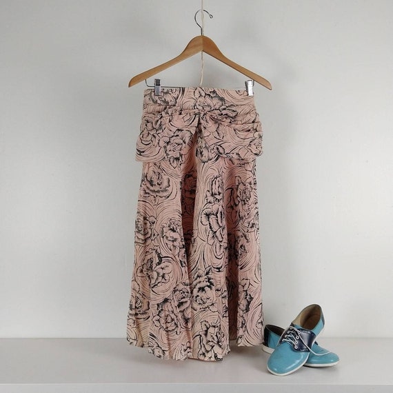 Peach Pink Flocked Rose Vintage Skirt w/ Peplums - image 1