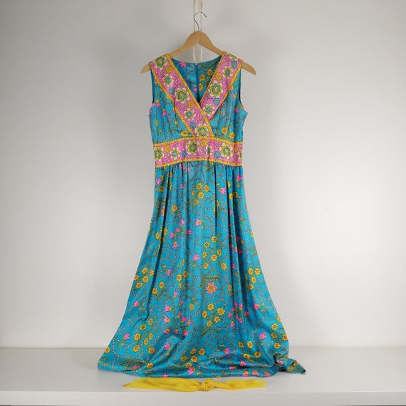 Flower Power Vintage Hippy 60’s Dress