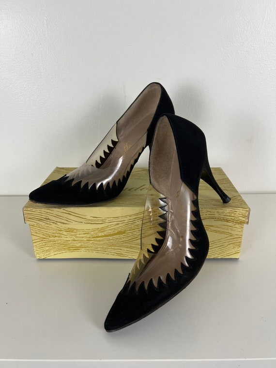 Black Toothy Cut Out Vintage Condotti Jolie Heels - image 2