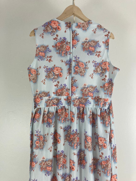 Cornflower Blue 1970's Vintage Rose Print Dress - image 9