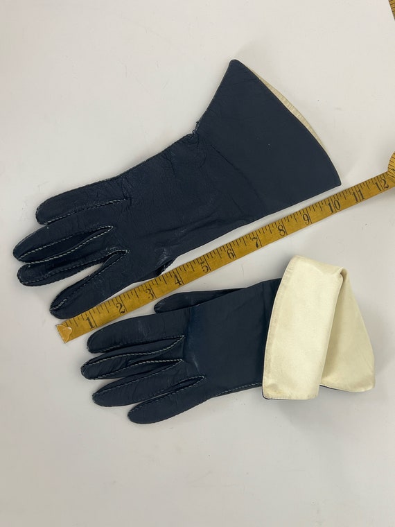 Navy and Ivory Vintage Leather Driving Gloves - image 2