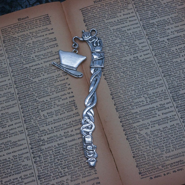 We're All Mad Here  Alice in Wonderland Mad Hatter Inspired Bookmark (iheartpinbags.com)  Great gift for your favorite reader!