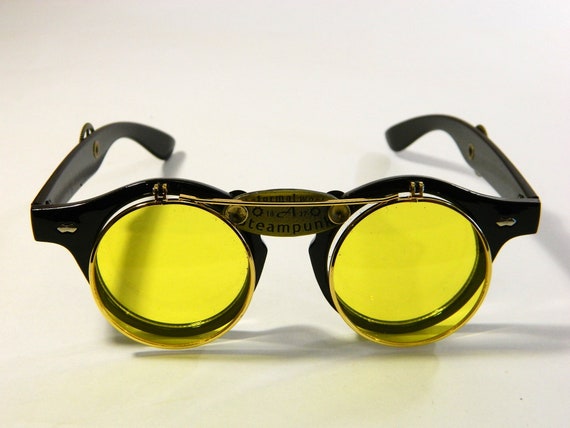 holmes glasses
