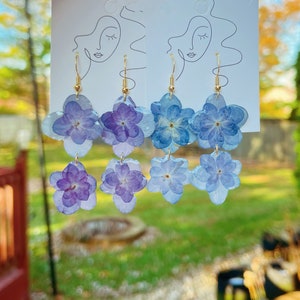Dried hydrangea handmade resin earrings, Pressed hydrangea flower earrings, Real flower earrings, Hypoallergenic earrings, Pastel color