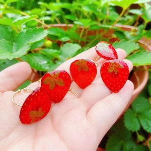 Dried strawberry handmade resin earrings, Botanical earrings, Real strawberry adjustable ring, Real strawberry necklace, Hypoallergenic image 7