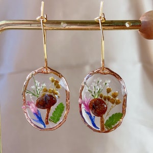 Pendientes de resina con forma de hongo real y helecho, Pendientes botánicos, Pendientes de flores prensadas, Pendientes con núcleo de cabaña, Pendientes de naturaleza, Pendientes de invierno