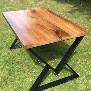 Live Edge Porota Wood Dining Table.