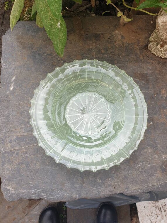 Frosted Green Glass Plate Art Deco Glass Plate Decorative Etsy UK