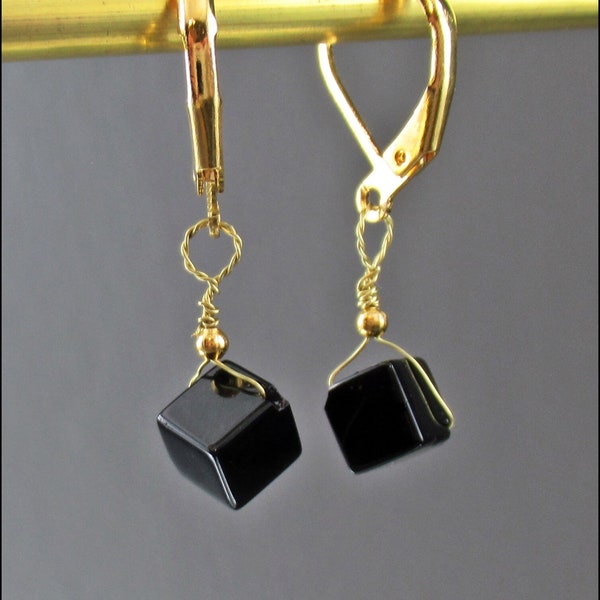 Mystery - Boucles d'oreilles en onyx noir avec fermoir doré