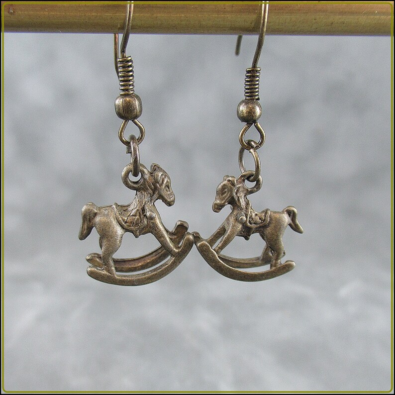 Boucles d'oreille Petits chevaux image 1